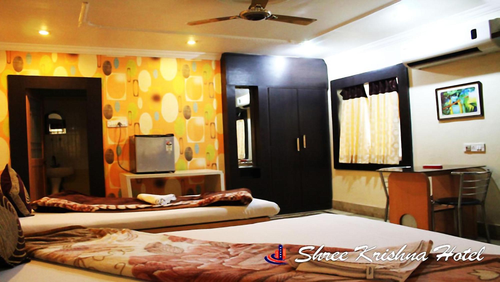 Shree Krishna International And Hotel 2*